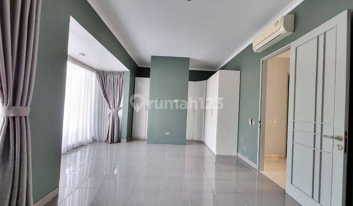 Disewakan Rumah Bagus 2 Lantai Semi Furnished, Di Bsd City 2