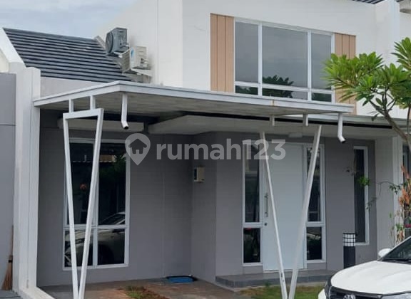 Beautiful Design House in Tangerang 1.5 Floors Ready to Occupancy