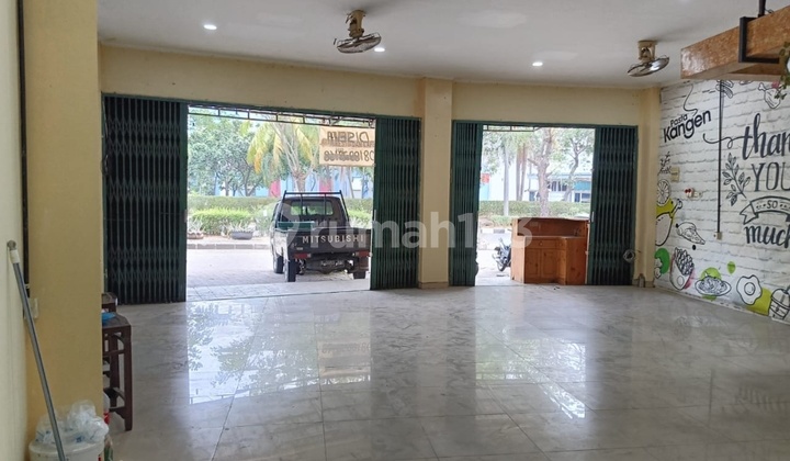 3-Story Linked Ruko in Daan Mogot, West Jakarta Ready for Business 2