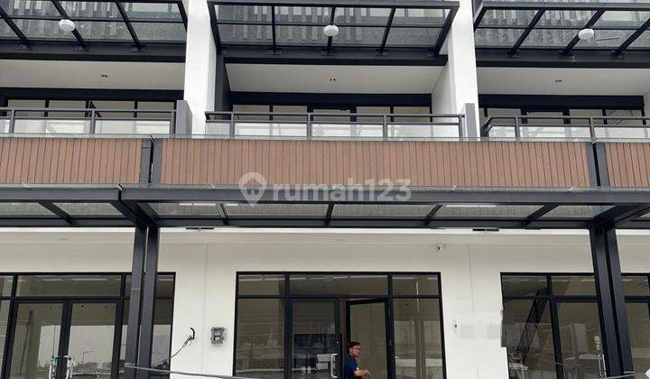 Ruko Baru Siap Pakai 3 Lantai di Hampton Avenue Gading Serpong 1