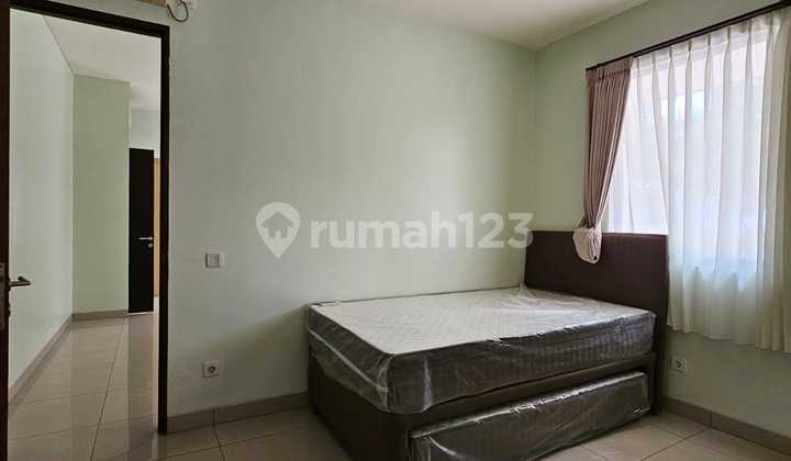 Cool Neat 2-Story House Fully Furnished Ready to Live in at BSD City 2