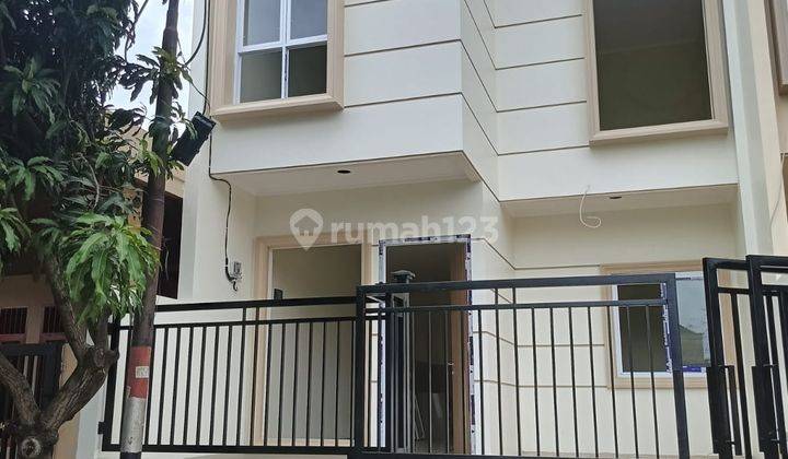 Brand New House Siap Huni Di Sektor 7a Gading Serpong 1