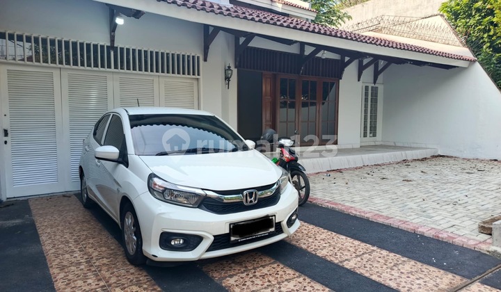 Rumah Bagus Luas di Puri Indah Jakarta Barat 2 Lantai Siap Huni Rumah Bagus Luas di Puri Indah Jakarta Barat 2 Lantai Siap Huni