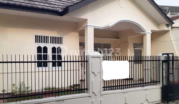 House in Pondok Aren Bintaro, 1 Story, 5 Bedrooms, Ready to Occupy.