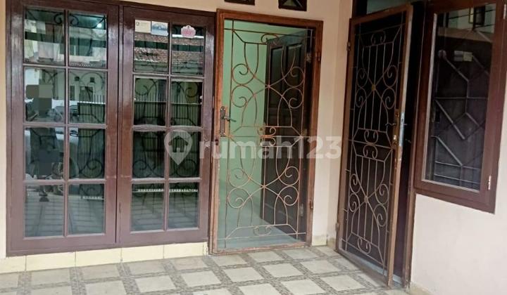 Good Comfortable House in Gading Serpong, Serene and Peaceful Environment