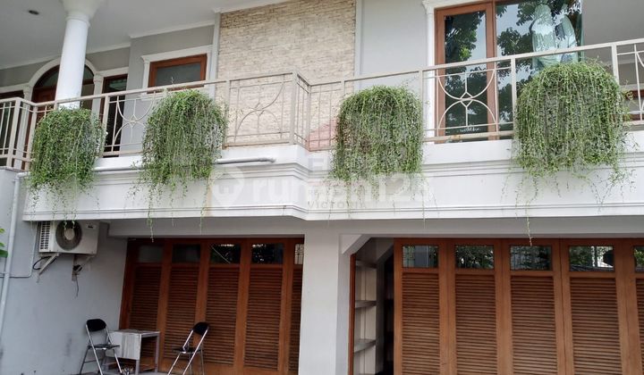 Rumah 2 Lantai Bagus Pondok Indah Jakarta Selatan Rumah 2 Lantai Bagus Pondok Indah Jakarta Selatan