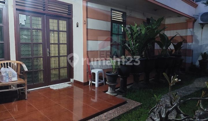 Rumah 1 Lantai Bagus SHM Pamulang Tangerang Selatan Rumah 1 Lantai Bagus SHM Pamulang Tangerang Selatan