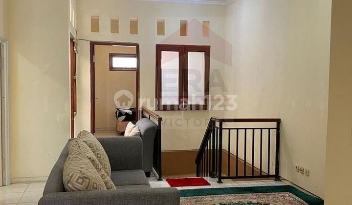 Rumah 2 Lantai Bagus SHM Pancoran Tebet Jakarta Selatan Rumah 2 Lantai Bagus SHM Pancoran Tebet Jakarta Selatan