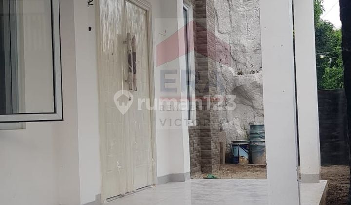 Rumah 2 Lantai Asri Bagus SHM Gandaria Utara Jakarta Selatan Rumah 2 Lantai Asri Bagus SHM Gandaria Utara Jakarta Selatan