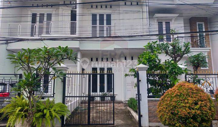 Rumah 2 Lantai Bagus SHM Duren Sawit Jakarta Selatan 1