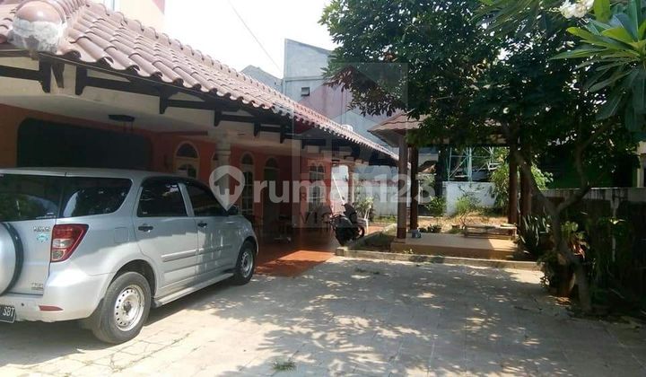 Rumah 2 Lantai Lahan Luas SHM Lebak Bulus Jakarta Selatan 2