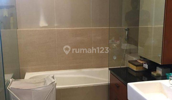 Rumah 2 Lantai Bagus SHM di Tebet, Jakarta Selatan 2