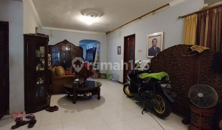 Rumah 1 Lantai SHM Tebet Barat Jakarta Selatan 2