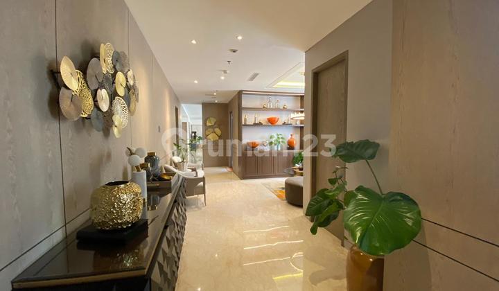 Di Sewakan Apartement Senopati Suites 3BR+1 //Size:300 // 11.25 1