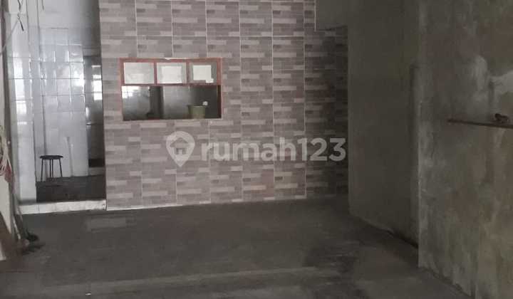 DiSewakan Ruko Di Hayam Wuruk Jakpus LT130 / LB210 5x26 /10.25 DiSewakan Ruko Di Hayam Wuruk Jakpus LT130 / LB210 5x26 /10.25