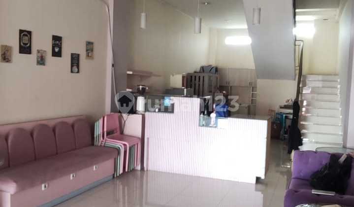 For Rent Ruko Strategis Melayu Dekat Stasiun Pinggir Jalan3Lt/alf25 For Rent Ruko Strategis Melayu Dekat Stasiun Pinggir Jalan3Lt/alf25