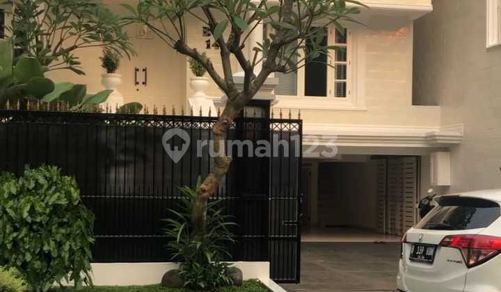 Di Sewakan Rumah Niaga Duga Pondok Indah Lt4: Lb:650 Km:3&1 Km:4