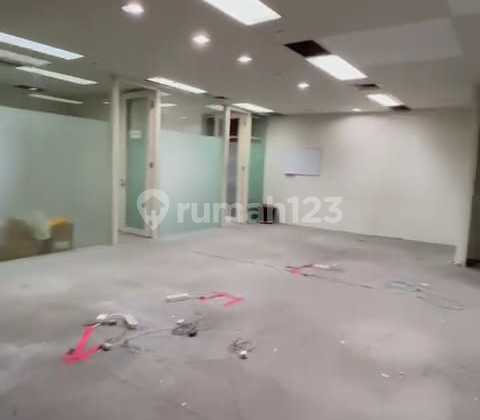 For Rent Office Space in Sona Topas Sudirman South Jakarta 150sqm //11.25