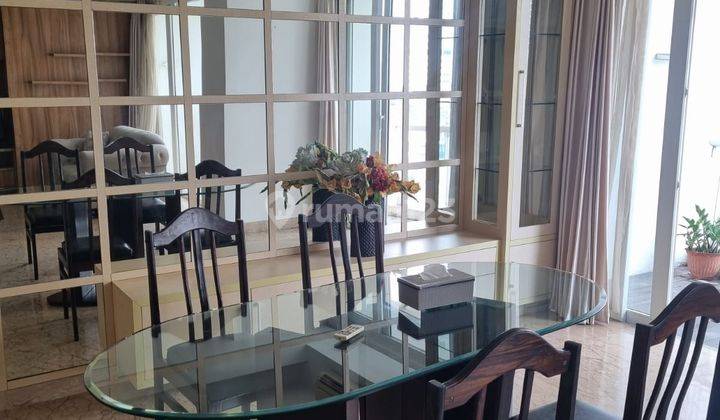 Dijual Apt Royale Springhill Residences Semi Furnished 3 BR Harga Bagus 1