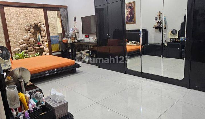 Dijual rumah 3 lantai di Pluit Putri 1