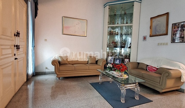 Rumah Bagus Semi Furnished SHM Pluit Kencana, Jakarta Utara 2