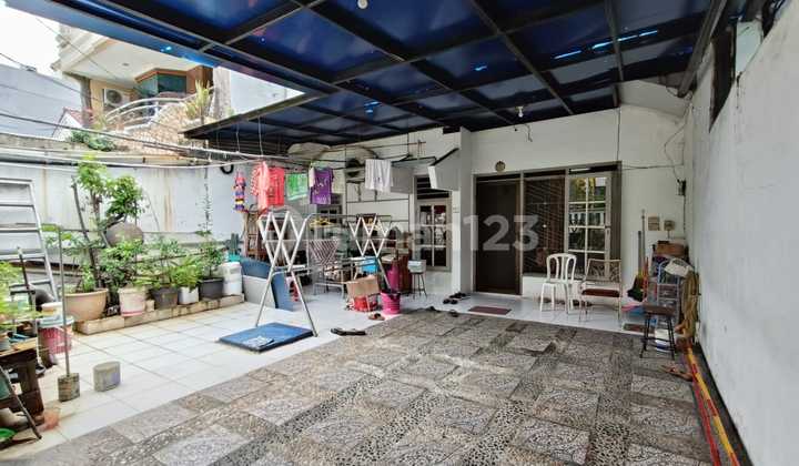 Paradise 2, Dijual Rumah Tua 7,5X24,