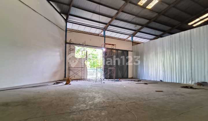 For Rent: 483 M Warehouse in Ancol Barat For Rent: 483 M Warehouse in Ancol Barat