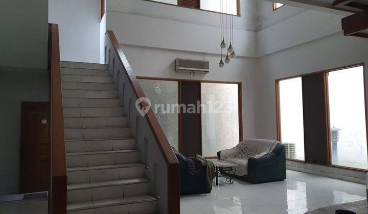 Jual Rumah 2,5 Lantai 14x31 di Rajawali Selatan, Jakarta Pusat 1