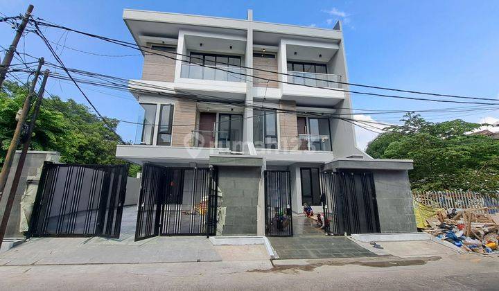 Jual Rumah Baru 3 Lantai 8x15 di Sunter Agung, Jakarta Utara 1