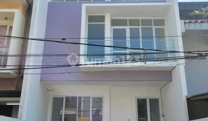 Dijual Rumah Baru 3,5 Lantai Di Kelapa Gading