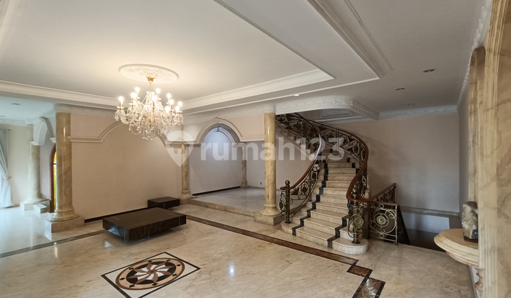 Ancol, Rumah Cantik dan Mewah 425 M 3 Lantai Full Furnish 2