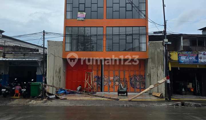 For Sale New Attached Shophouse in Plumpang
