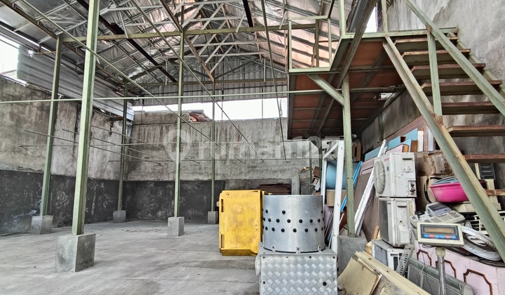 Cempaka Putih 300 M Warehouse for Rent Cempaka Putih 300 M Warehouse for Rent
