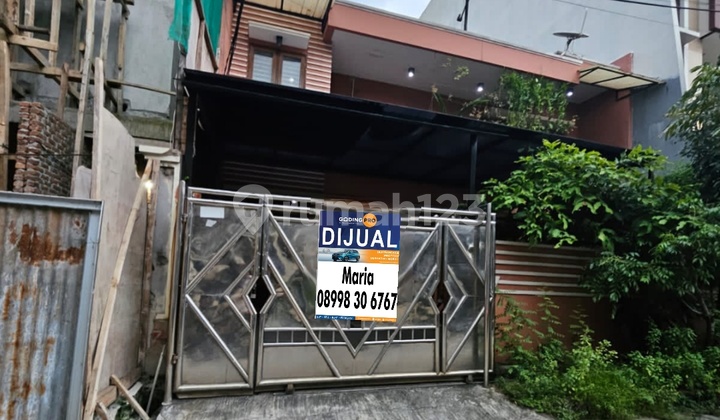 In Sunter, a 2-story house measuring 10x18 is for sale.