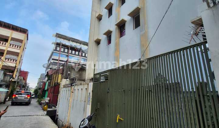 Dijual Rumah Kost 29 Kamar di Jalan Ampera Gunung Sahari 2
