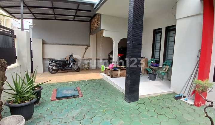 Dijual Rumah 1,5 Lantai Di Gading Grya Lestari