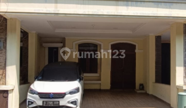 Disewakan Rumah Cluster 2 Lantai di Komplek Perumahan