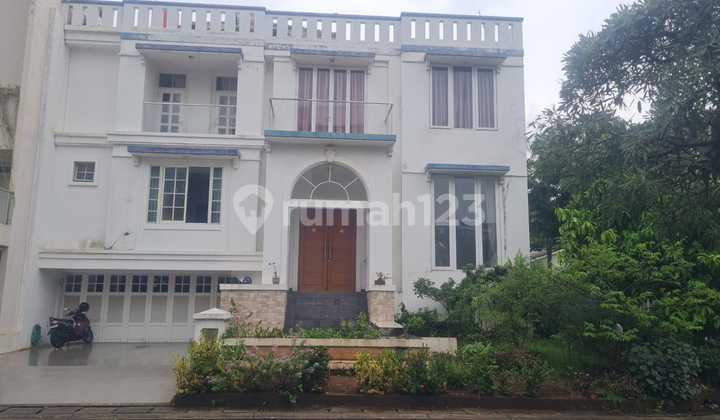 Pik, Dijual Rumah Cluster Bukit Golf Mediterania, Rumah 3,5 Lantai
