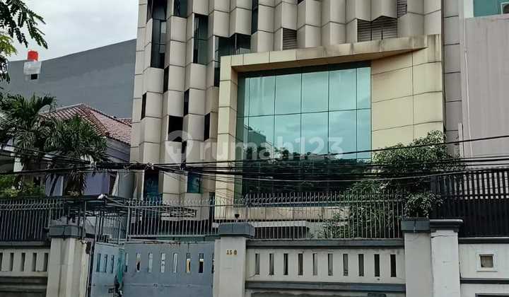 Sunter, Dijual Gedung 4 Lantai 615 Meter