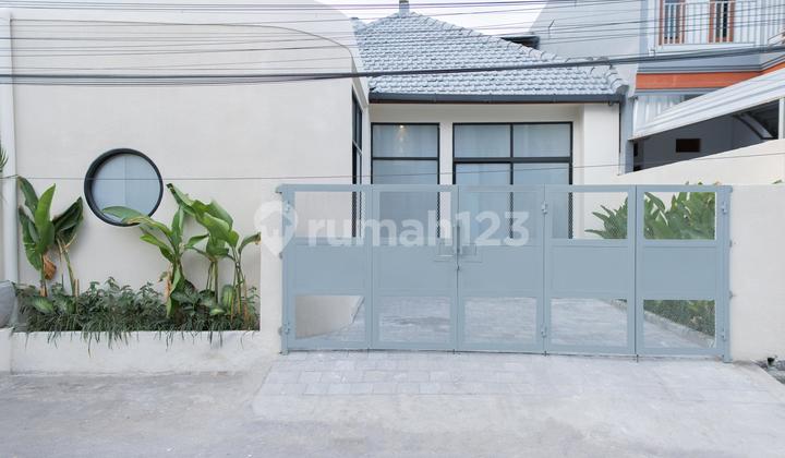 For Rent Beautiful and Nice House in Kerobokan Bali