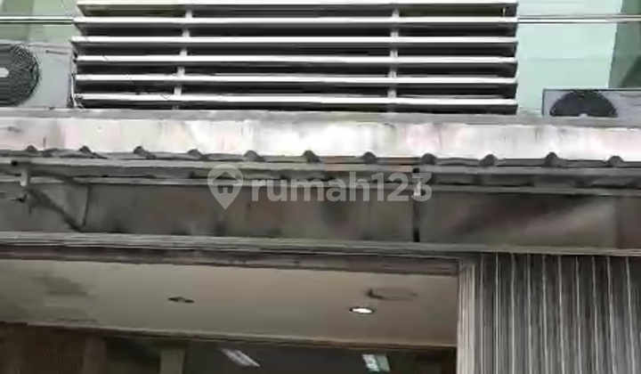 For Rent: Shop House on Samanhudi Street, Pasar Baru 2