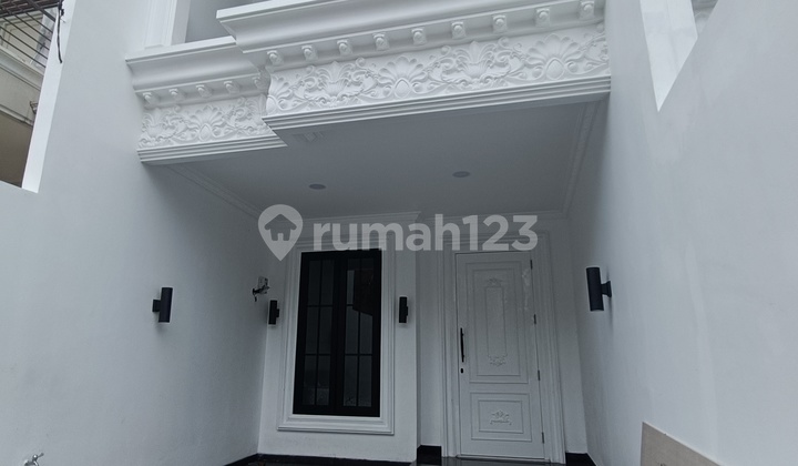 Dijual Brand New American Classic House di Sunter Agung 2