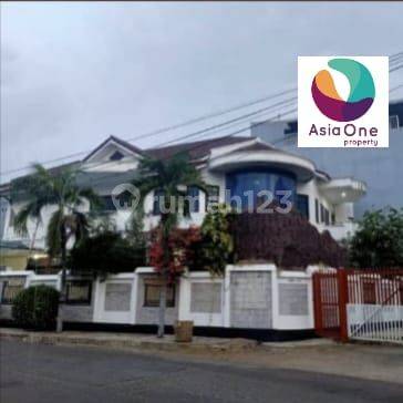 Dijual rumah hook lokasi strategis di kelapa gading. 1