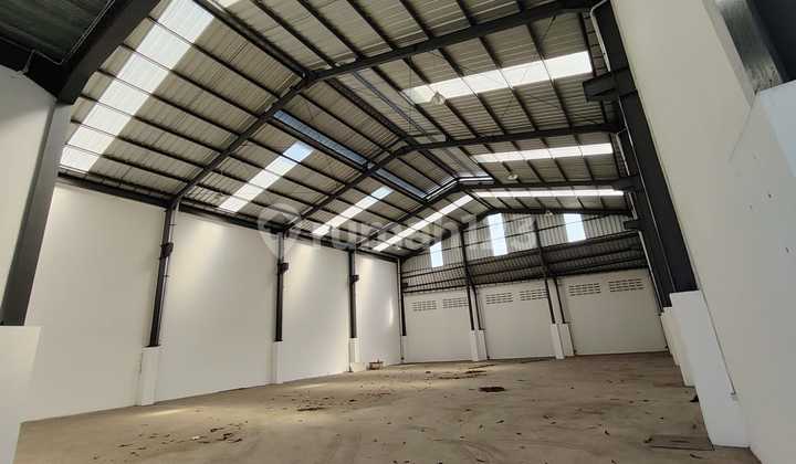 Disewakan/Dijual.gudang Plus Kantor di Cipondoh, Tangerang