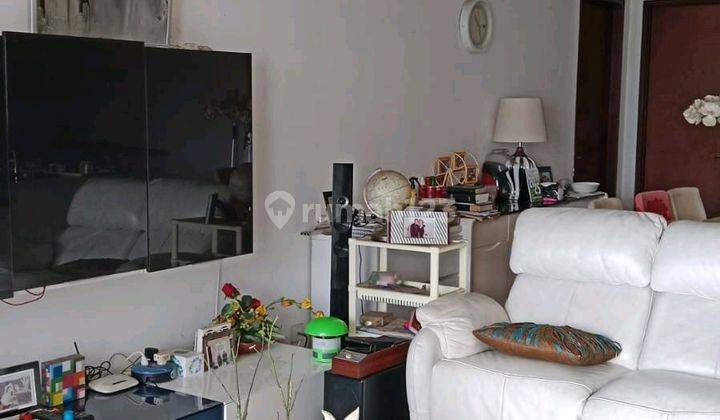 Dijual Siap Huni Apartemen Royale Springhill Kemayoran 2