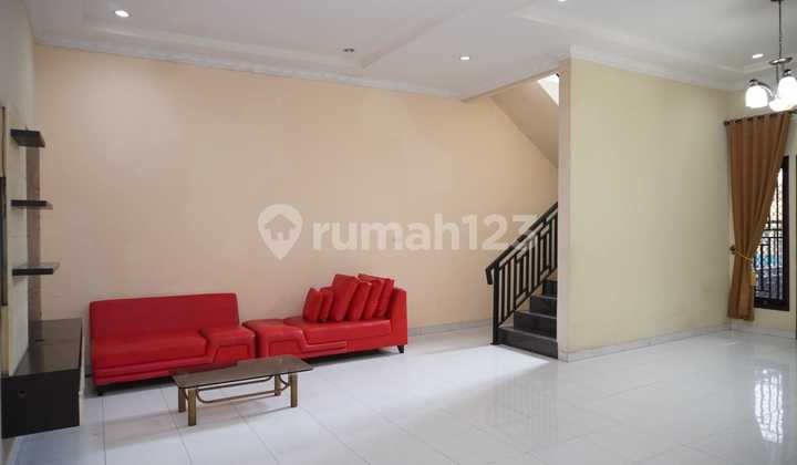 For rent. Move-in ready house in Sunter, North Jakarta. 2
