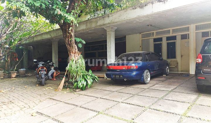 Old House SHM Facing East 2