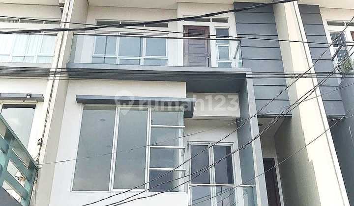 House in Sunter Permai Jaya 3 Floors New 2