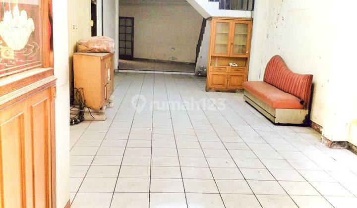 Rumah tua ,Dijual Murah di Sunter 3 Lantai SHM 1