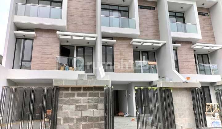 Rumah Brand New Di Sunter permai raya 3 Lantai SHM 